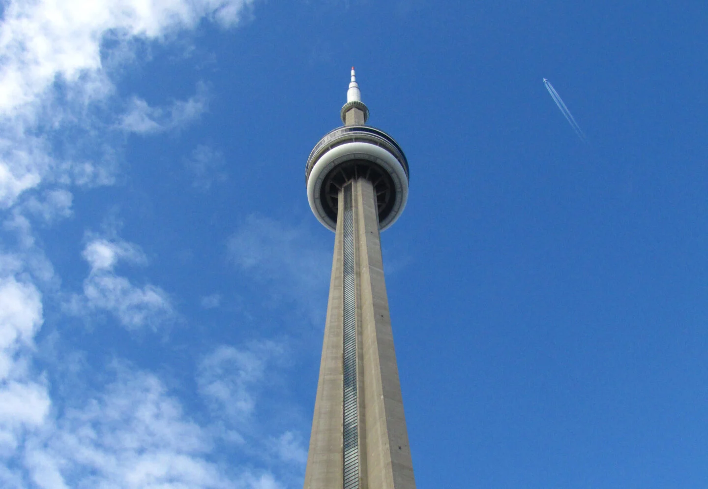 Towering Tales: 12 Amazing Facts About the CN Tower